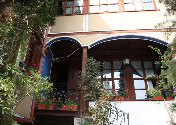 Hotel Alafrangite 3*