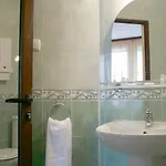 Alafrangite