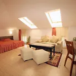 Hotel Alafrangite
