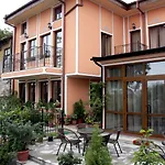 Alafrangite Hotel