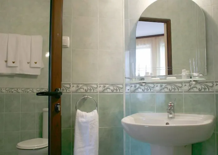 阿拉弗朗吉特酒店