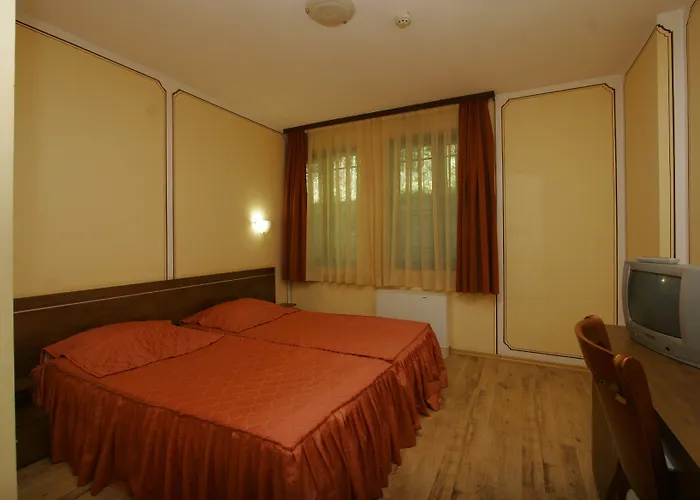 阿拉弗朗吉特酒店